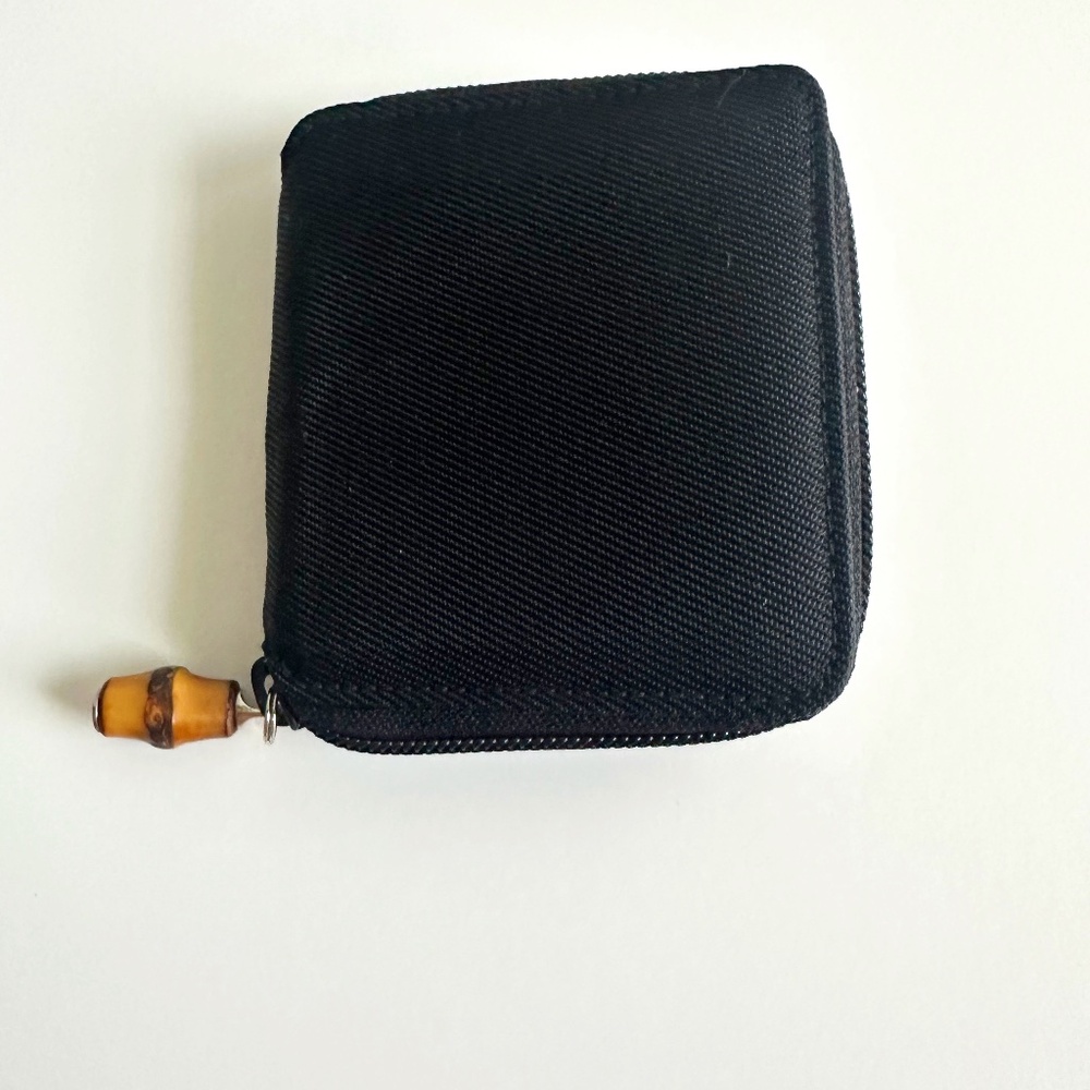 GUCCI BLACK KEY HOLDER